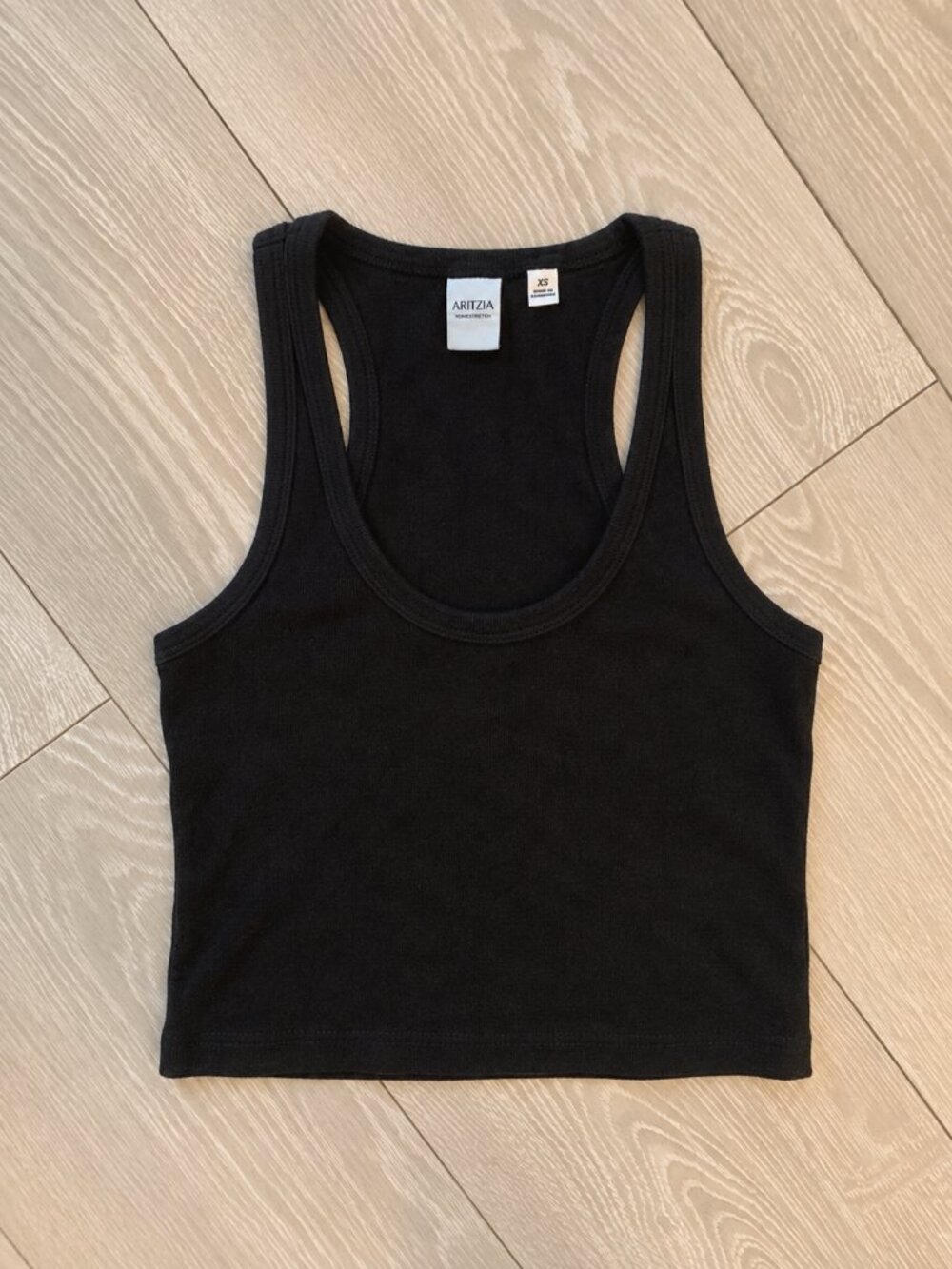 Aritzia homestretch tank
